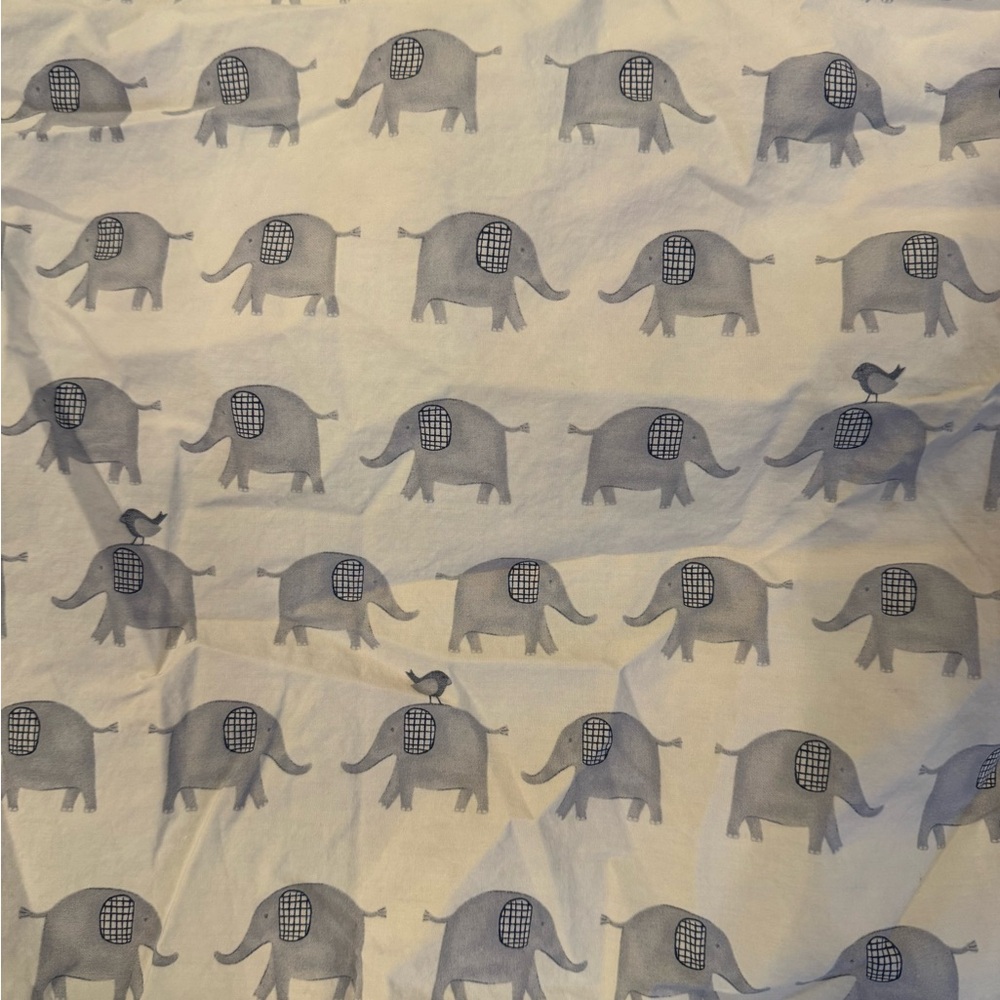2 pottery barn kids elephant crib sheets blue - Picture 3 of 4
